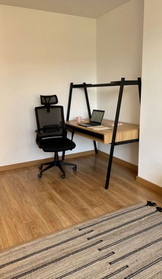 Escritorio de madera de marca Sklum