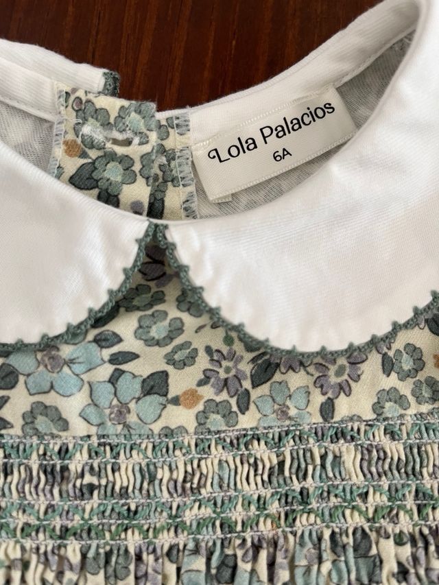Vestido Lola Palacios flores talla 6 (116)