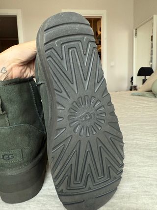 Botas UGG Classic Mini Plataforma verde