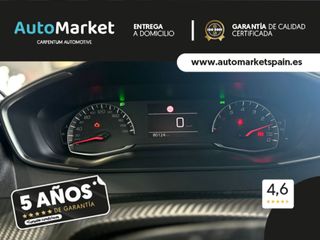 Peugeot 208 ALLURE	73KW (100CV) TAPICERÍA COZY GRIS MÓDENA CON PESPUNTES MENTOLADOS