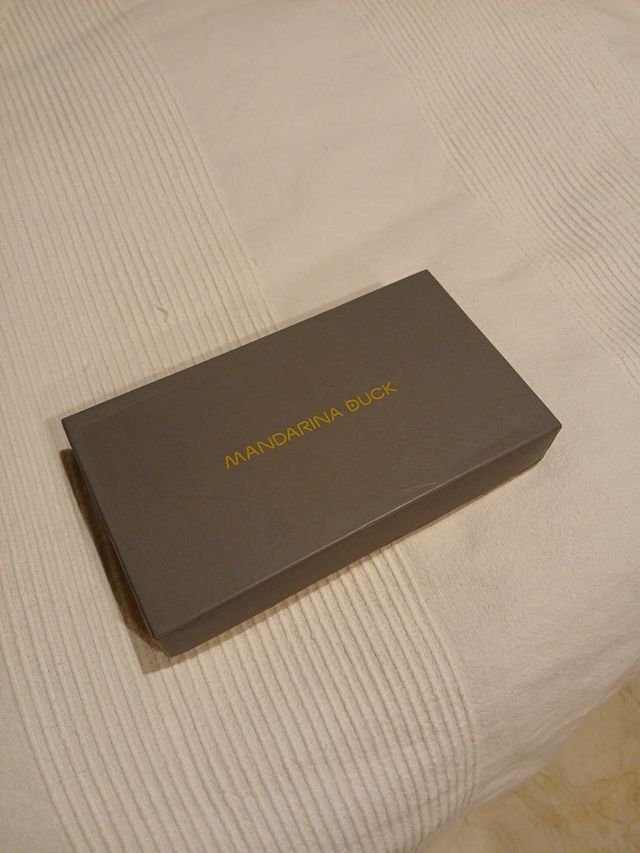 Caja Mandarina Duck Gris