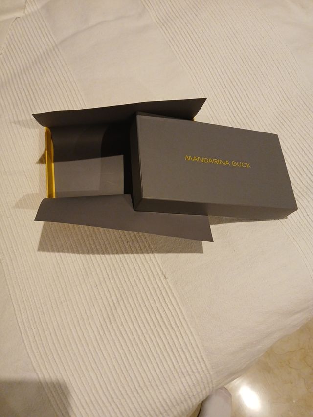 Caja Mandarina Duck Gris