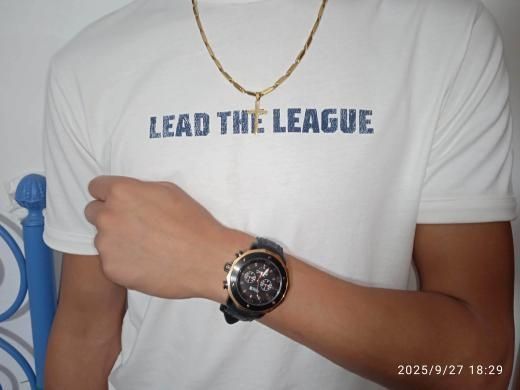 Lote Liska: Reloj y Cadena Cruz