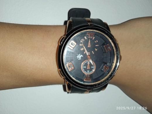 Lote Liska: Reloj y Cadena Cruz