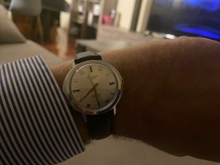 Reloj Suizo Cauny Ovalado Vintage , 17 joyas, 