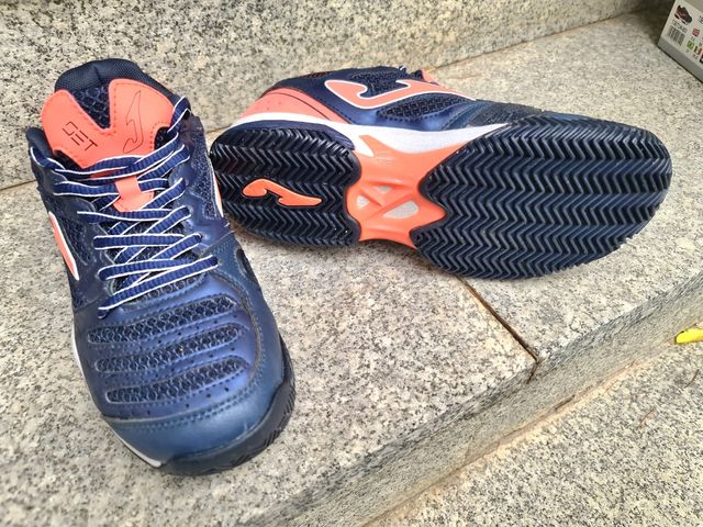 Zapatillas Joma Navy Clay de papel.