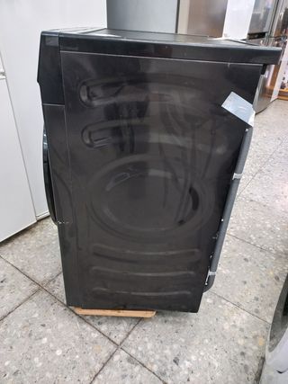 Lavadora secadora nueva con tara 8/5kg R.P.M.1400 