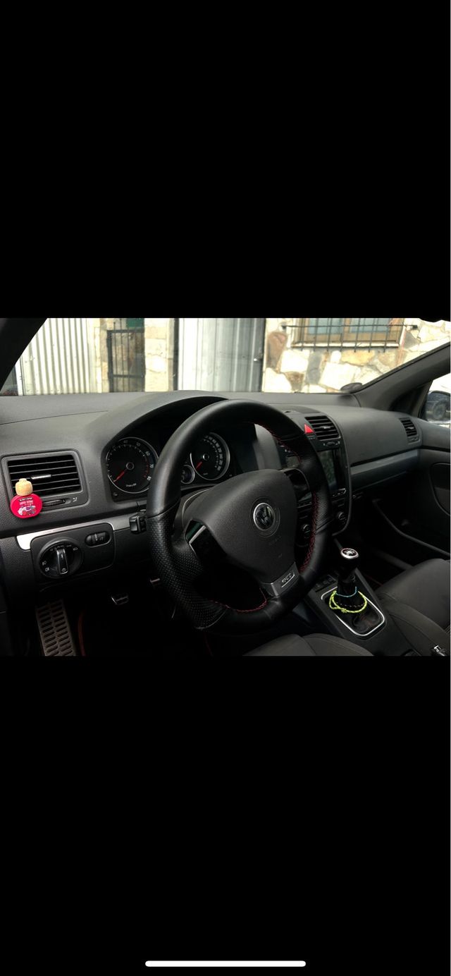 Volkswagen Golf 2005