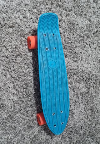 Skate infantil azul plástico