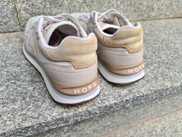 Zapatillas marca Hof.
