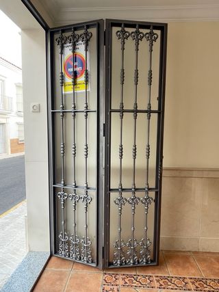 Cancela de hierro macizo forjado