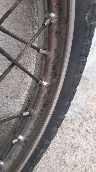 Llanta Bultaco delantera Mercurio.