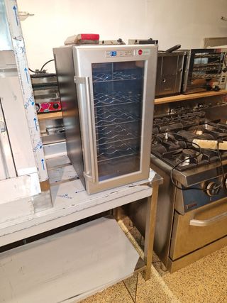 Vinoteca funciona perfecto con garantía