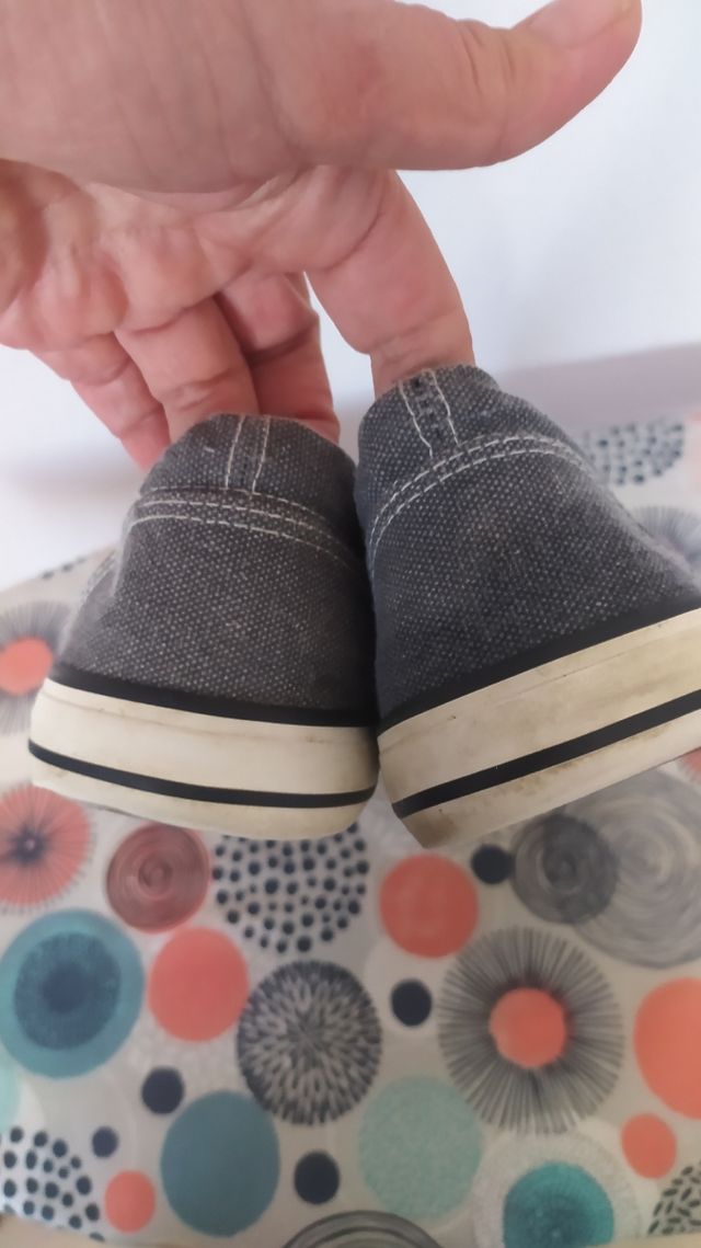 Zapatillas casuales grises para hombre