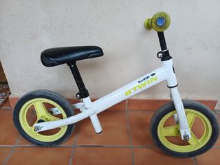 Bicicleta sin pedales Btwin RunRide 100