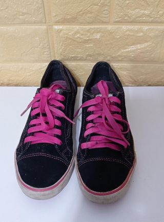 Vans Talla 38 Negro y Rosa