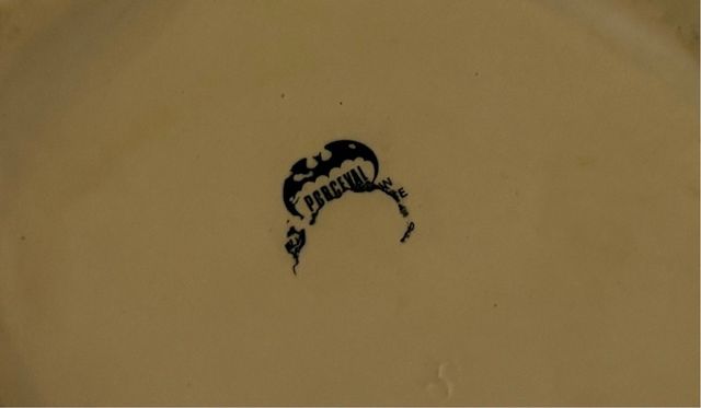 Figura de porcelana con forma de jarrón