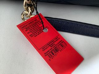 Bolso Carolina Herrera Azul Marino con Cadena Dora