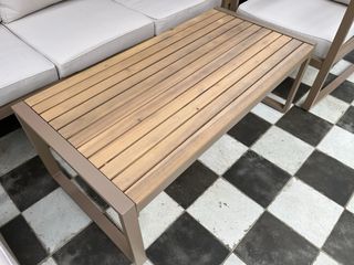 Conjunto de muebles de terraza de madera