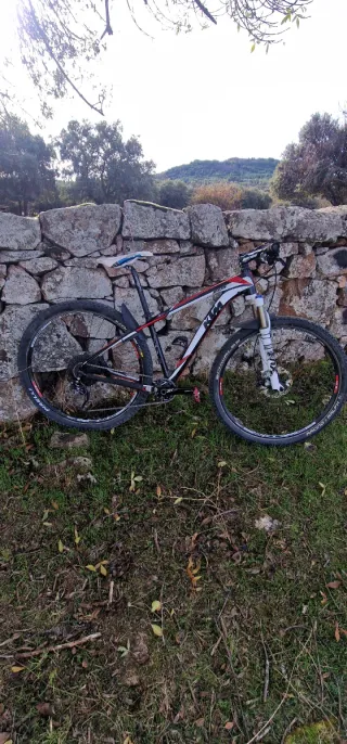 Bicicleta KTM mtb, Myroon Carbono 29". Talla S-M