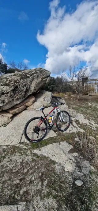 Bicicleta KTM mtb, Myroon Carbono 29". Talla S-M