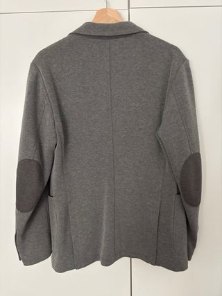Americana gris Mango con coderas