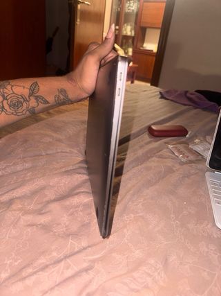 MacBook Air 13” Gris Espacial