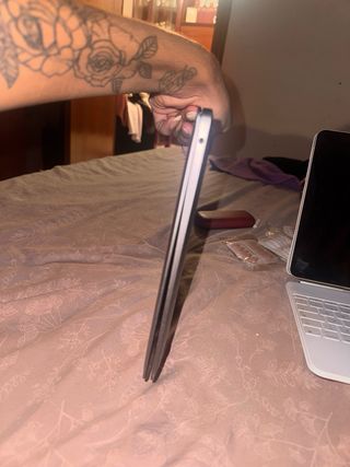 MacBook Air 13” Gris Espacial