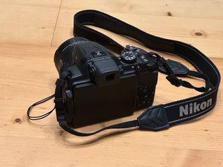 Cámara Nikon Coolpix P520 Averiada