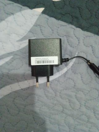 Cables de red y cargador