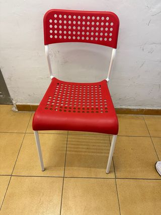 Silla cocina roja Ikea apilable
Vendo 3