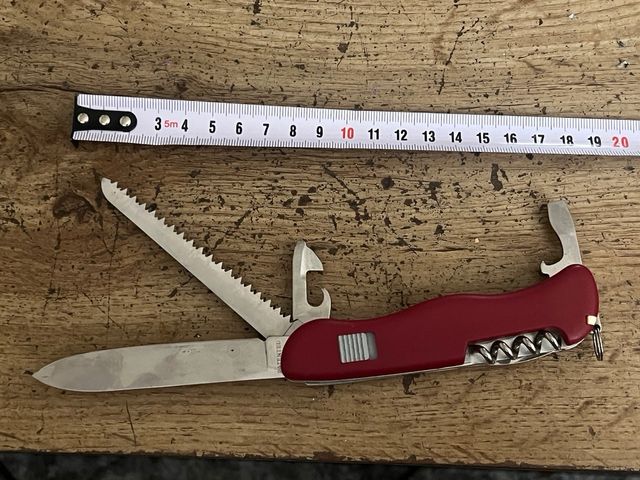 Coltello multiuso Victorinox 111mm