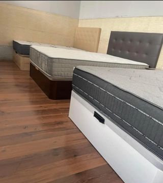 Canapés y colchones nuevos