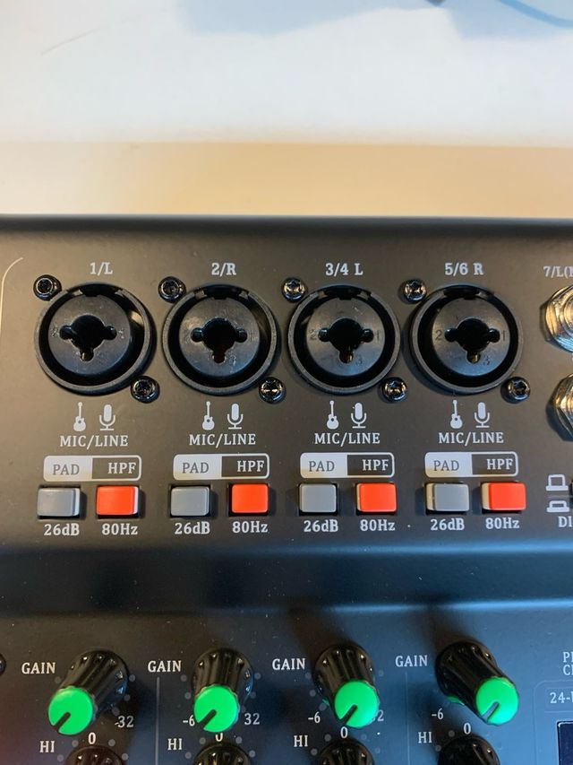 Mesa de Mezclas MARK MINI MAX FX USB BT