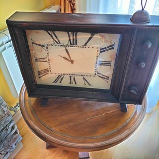 Reloj Vintage en TV