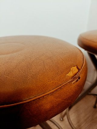 Tris sgabelli vintage in similpelle anni '60