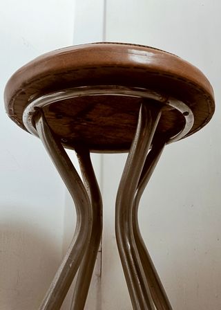 Tris sgabelli vintage in similpelle anni '60
