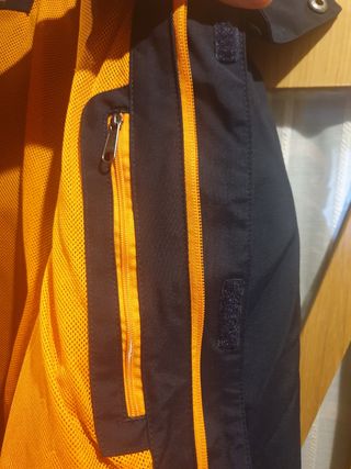 Chaqueta impermeable Quechua Talla S. 