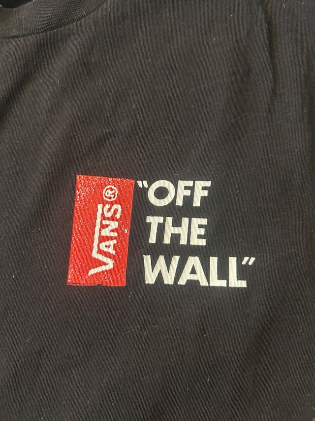 Camiseta Vans Negra Estampado Rojo Talla S