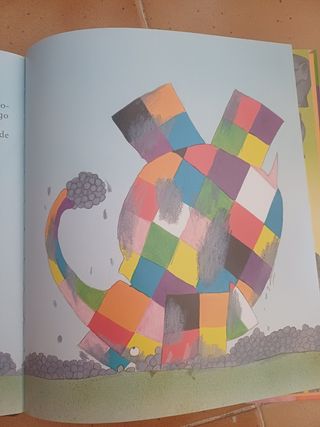 Elmer. Un cuento - Elmer (Spanish Edition)