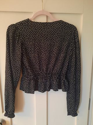 Top Bershka lunares 