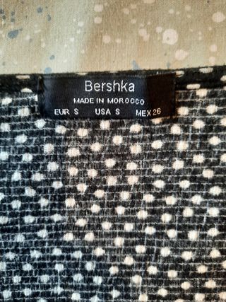 Top Bershka lunares 