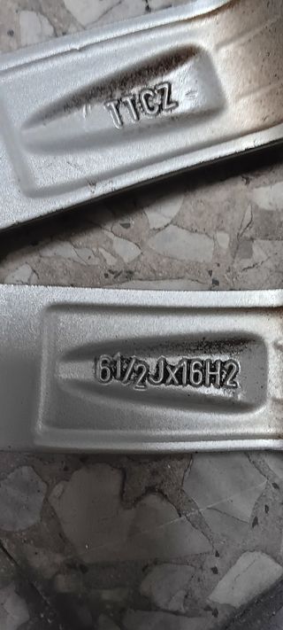 4 Llantas de Aluminio DEZENT