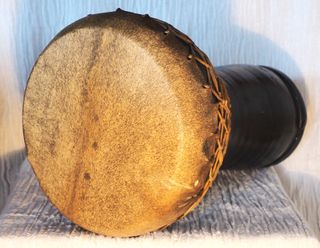 Darbuka de cerámica y piel