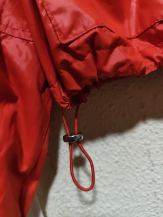 Chaqueta Bershka Roja Talla M