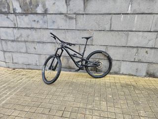 Bicicleta YT Enduro
