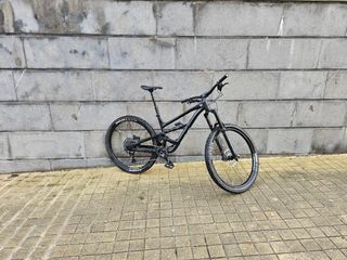 Bicicleta YT Enduro