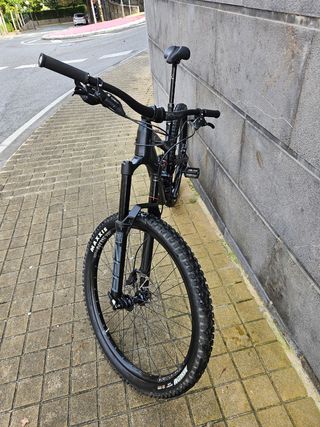 Bicicleta YT Enduro