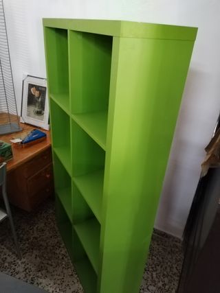 ESTANTERÍA MADERA VERDE