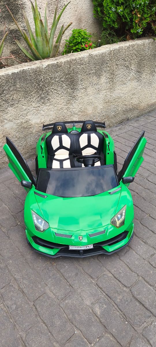 Lamborghini Aventador SVJ Roadster 12V